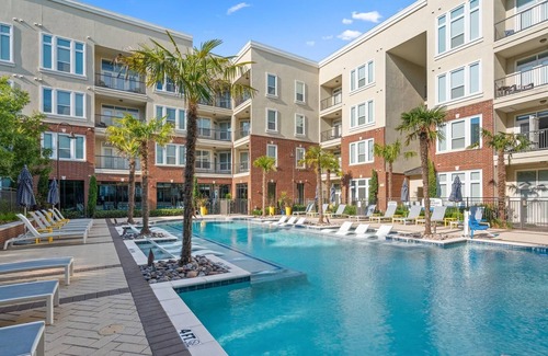 Frisco Apartment | Frisco Stylish 1BD 1BA Apartment