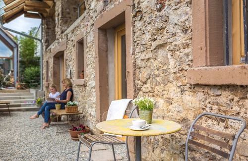 Gundelfingen Apartment | FRIZ 1, Familien-Apartment in historischer Scheune, 2 Schlafzimmer