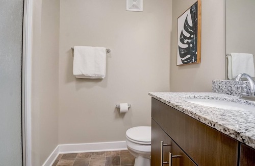 Indianapolis Apartment | FRONTDESK Park 66 Flats Broad Ripple Indianapolis