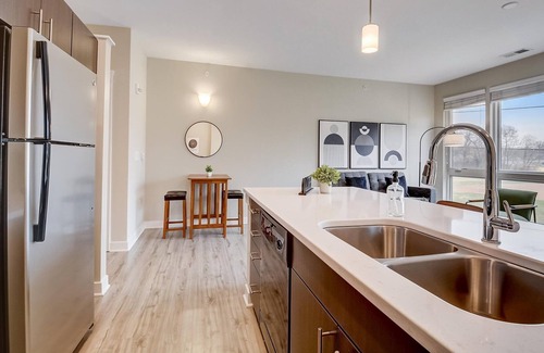 Indianapolis Apartment | FRONTDESK Park 66 Flats Broad Ripple Indianapolis