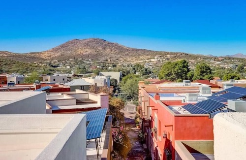 Menlo Park Apartment | Frontdesk | Spacious 1 BR Apt near Downtown