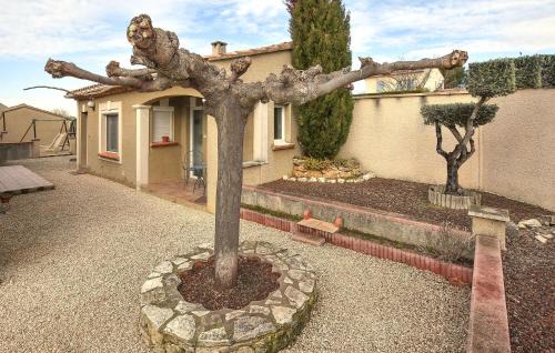 Caromb House | Frutiere 1