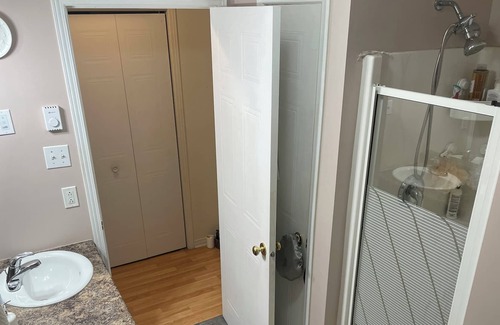 Saint-Hubert Condo | Full Amenities | Amazing Location | 2 BR | Brossard DIX30