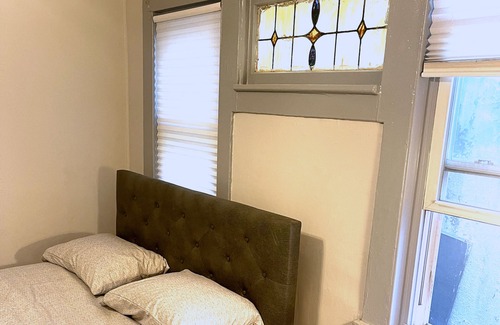 Teaneck Apartment | Full apartment with 3 bedrooms close to NYC.