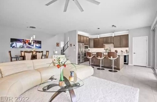 Lake Las Vegas House | Full luxury house with heated pool for Formula One