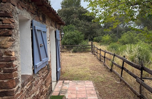 Le Vieux Cannet Cottage | Fully equipped and air-conditioned cottage on private property