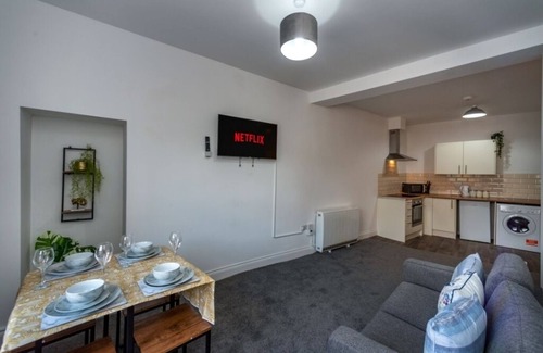 Neath Apartment | Fully Equipped Kitchen, Double room