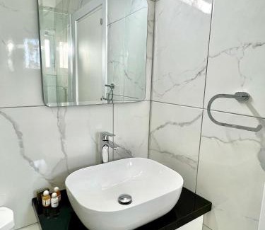 Agios Athanasios Apartment | Fully Equipped One Bedroom APT