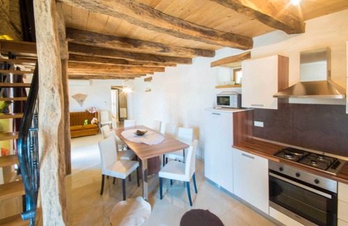 Zabrezani Villa | Fully fenced, private pool, completely air-conditioned, pet friendly