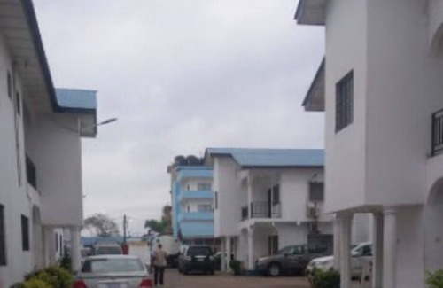 Monrovia House | Fully Furnished & Serviced 1Bed apartment Three