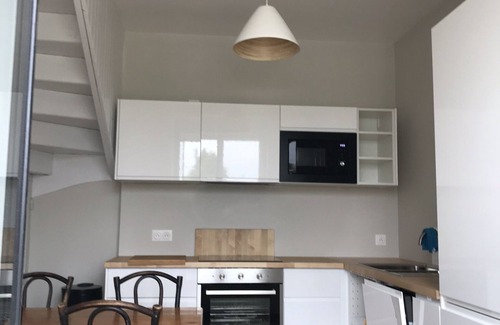 Ploudalmezeau House | Fully renovated house 100m from Portsall harbour and beach