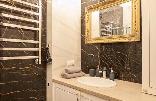 Minsk City Centre Apartment | Fully Renovated 2Bdr Apt in the Heart of Minsk