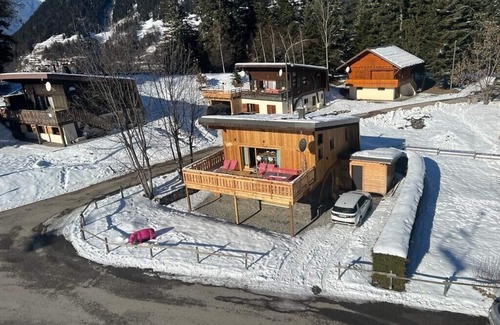 La Lechere Ski Chalet | Fully renovated chalet at the foot of the slopes in the Valmorel ski area