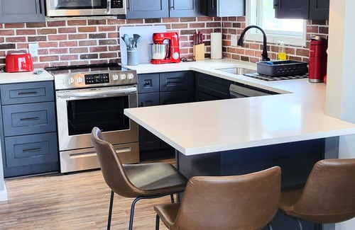 Council Bluffs Apartment | Fully Renovated, Modern unit awaits you! 2nd floor
