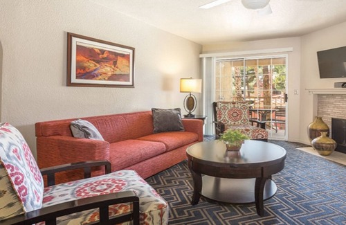 Paradise Resort | Fun awaits you! Luxury 1BR Condo MINUTES From Vegas Strip