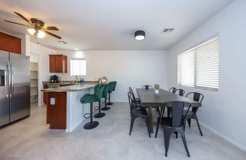 Tucson House | Fun Family-Friendly Five-Bedroom w/Game Room!