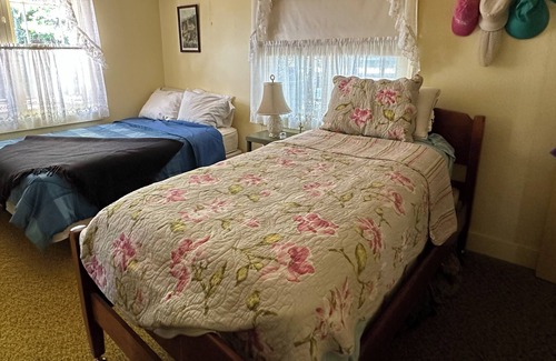 Mineral Cabin | Fun getaway cabin in