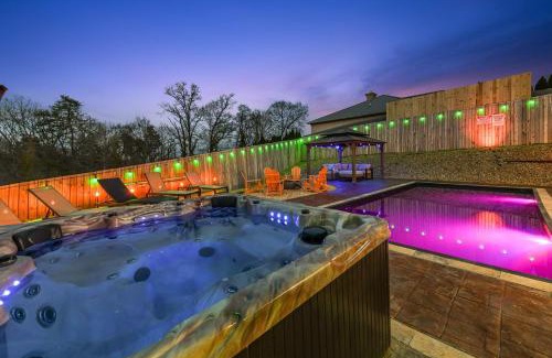 Boyds Creek House | Fun N Sun - Ultimate Backyard Pool And Game Room