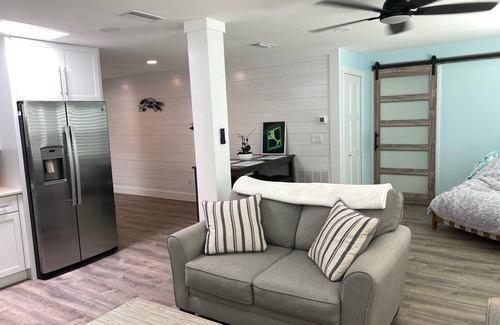 Boca Grande Apartment | Fun Spot in Downtown Boca GRande - 1/1 apartment above the Temp Restaurant !