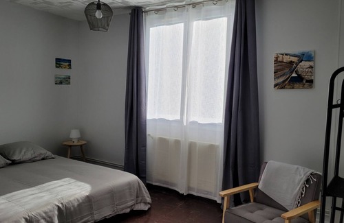 Stenay Apartment | Functional apartment ideal for business travel