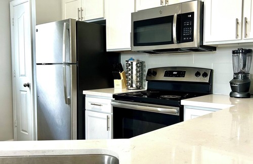 Sugar Land Apartment | Functional & Comfortable living apartment in the heart of Sugar Land