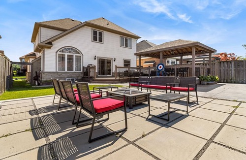 Glendale House | Furnished 3BR Spacious Monthly Stays Near NOTL