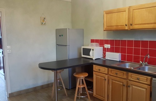 Bagnoles-de-l'Orne Apartment | Furnished apartment in comfortable single-family house with mature garden