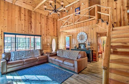 Pinetop House | Furnished Patio and Fire Pit Pinetop Cabin!
