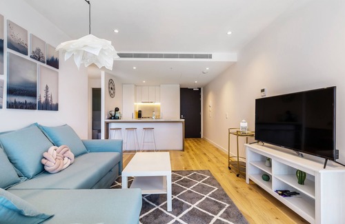 Fortitude Valley Apartment | FV Dream 2 BED Apt+ Pool+ Free Parking Qfv211-16