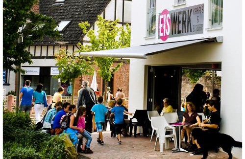 Annweiler am Trifels House | Gästehaus Eschers Eiswerk