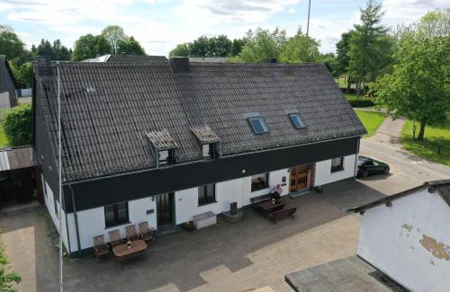 Hellenthal House | Gästehaus Jütten