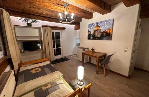Frensdorf Apartment | Gästehaus Roensch