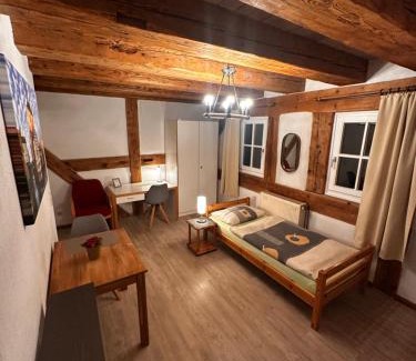 Frensdorf Apartment | Gästehaus Roensch