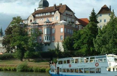 Jagstfeld Bed & Breakfast | Gästehaus Schöne Aussicht