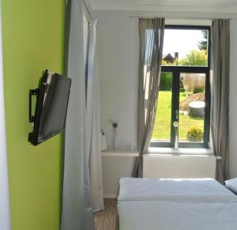 Sinzig Bed & Breakfast | Gästehaus Tappes Hofgarten