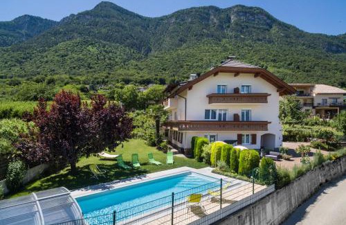 Caldaro Sulla Strada del Vino Apartment | Gästehaus Thaler