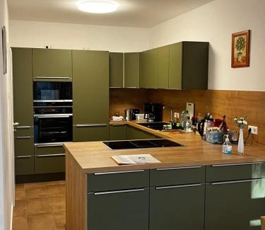 Traunreut House | Gästehaus Traunreut - Monteur und Gästezimmer -