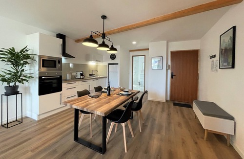 Oloron-Sainte-Marie Apartment | Gîte Ô Pyrénées Spacieux et Confortable Quartier Historique