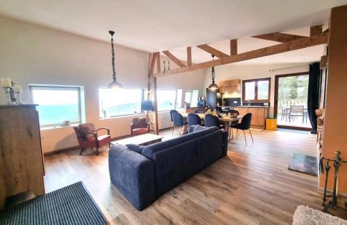 Le Bessat House | Gîte chaleureux avec cheminée au Bessat, idéal pour 6/8 personnes - FR-1-496-350