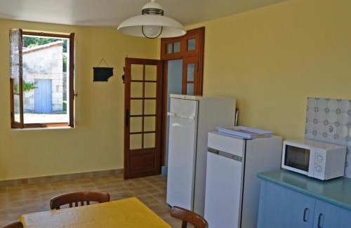 Chaveignes House | Gîte charmant en Touraine avec jardin clos - FR-1-381-288