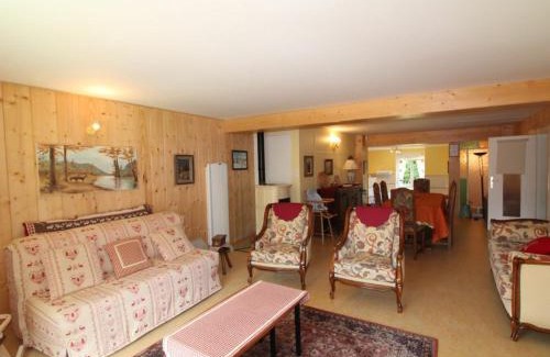 Granges-Aumontzey House | Gîte Confortable en Pleine Forêt avec Étang, Idéal pour Familles et Amis - FR-1-589-154