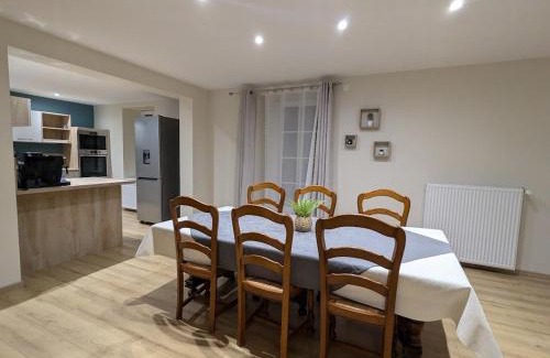 Les Forges House | Gîte cosy avec terrasse, proche Épinal, golf et lac, pour 6 pers, toutes commodités incluses - FR-1-589-430