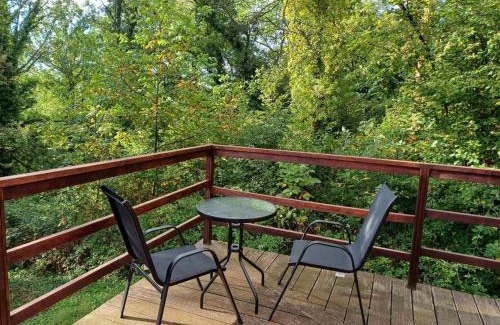 Jenzat House | Gîte cosy en pleine nature avec jardin à Jenzat - FR-1-489-564