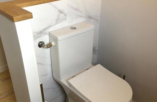 Saint-Jean-d'Asse House | Gîte de Charme : Calme, Nature, Proche du Mans, Terrasse, Jardin, Parking Privé - FR-1-410-397