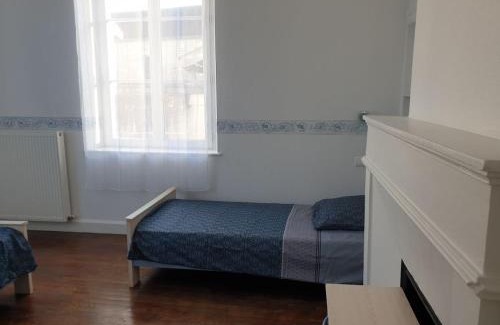 Valcourt House | Gîte de charme près du lac du Der avec jardin clos, 4 chambres, parking privé, et équipements modernes - FR-1-611-13