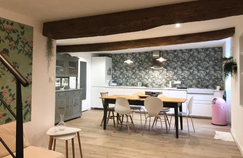 Aze House | Gîte de la moinette