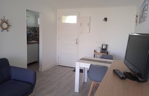 Saint-Michel-en-l'Herm Apartment | "gîte du Corail"