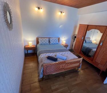 Saint-Sulpice-de-Faleyrens Apartment | Gîte le clos