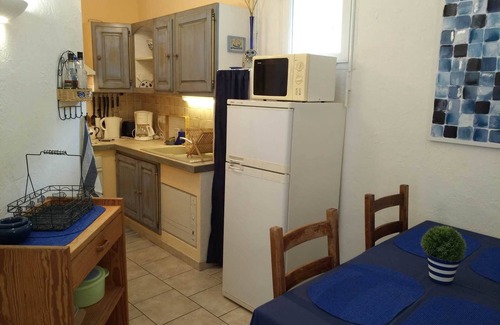Saint-Jean-de-Valeriscle Apartment | Gîte "La grande bleue" - 4 people
