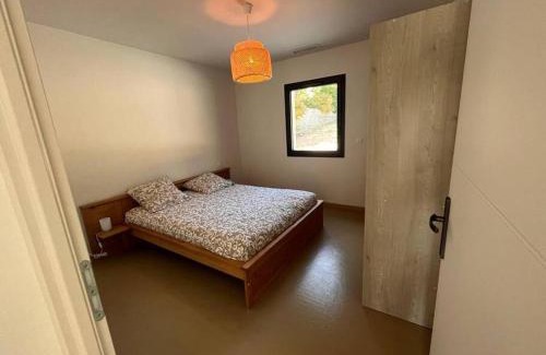 Saint-Hippolyte-le-Graveyron House | Gîte « la Niña »